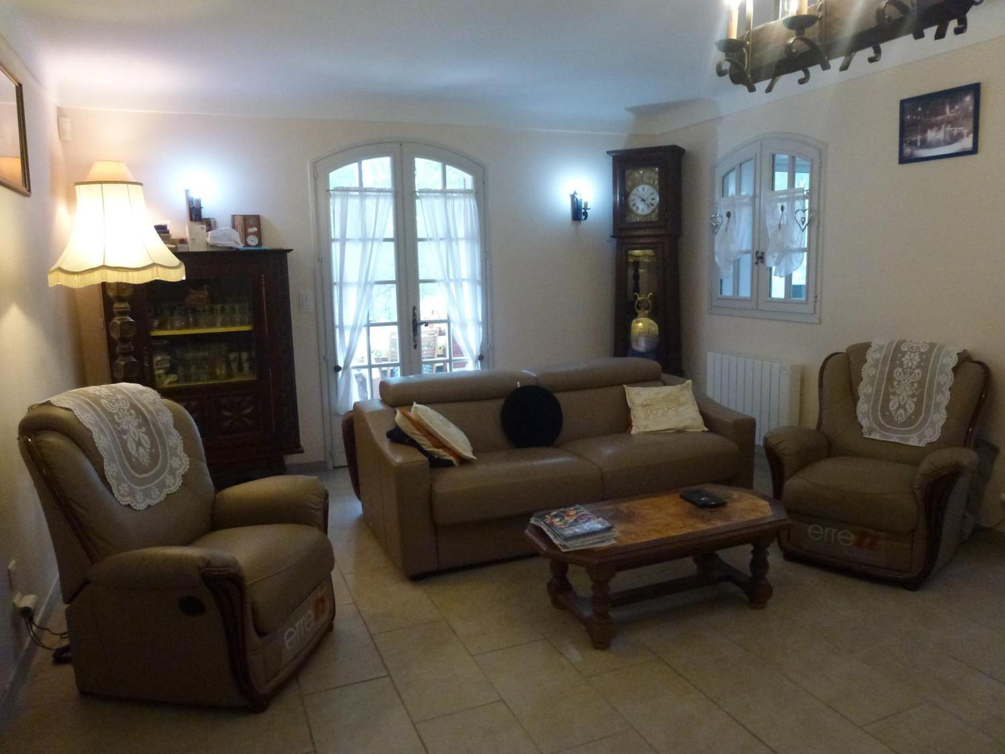 Chambre D'Hotes La Pinede Lambesc Bagian luar foto