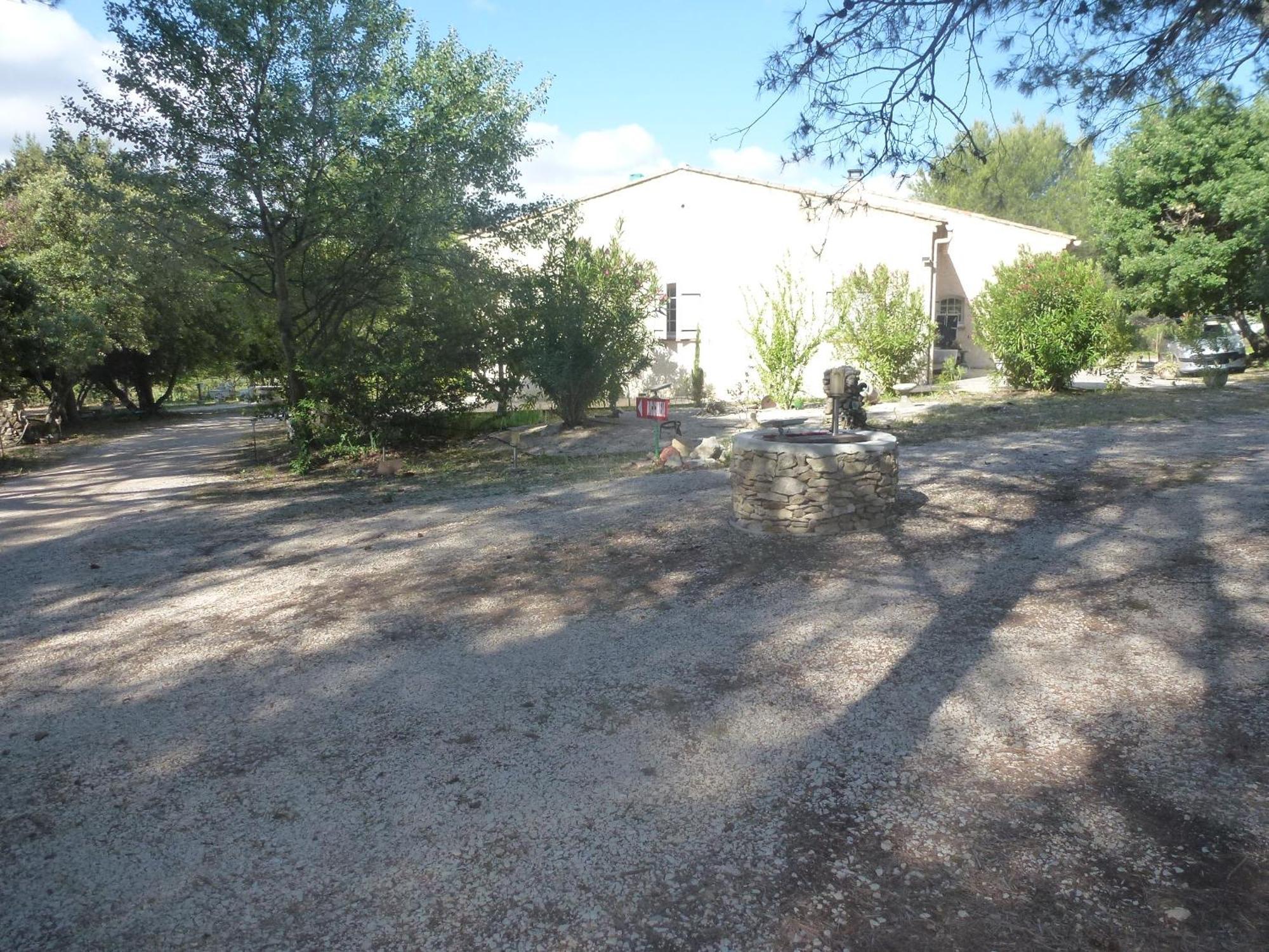 Chambre D'Hotes La Pinede Lambesc Bagian luar foto
